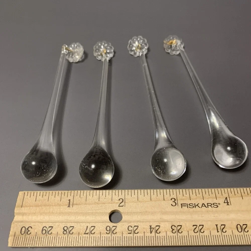 Vtg 4 pcs Clear Glass Teardrop Crystal Chandelier Replacement with Flower Daisy